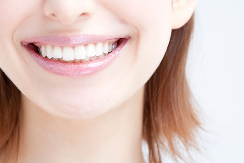 柴田歯科医院　顔全体のバランスを整える唇と歯茎との調和